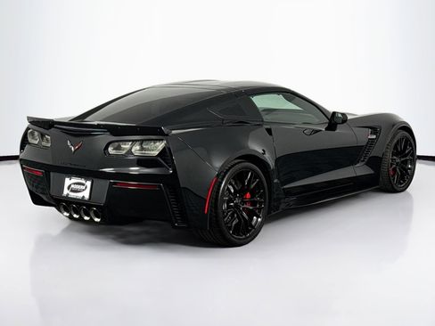Used 2019 Chevrolet Corvette Z06 RWD image 11