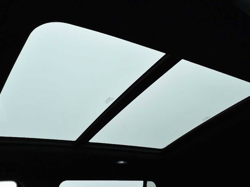 New 2026 Chevrolet Suburban High Country image 12