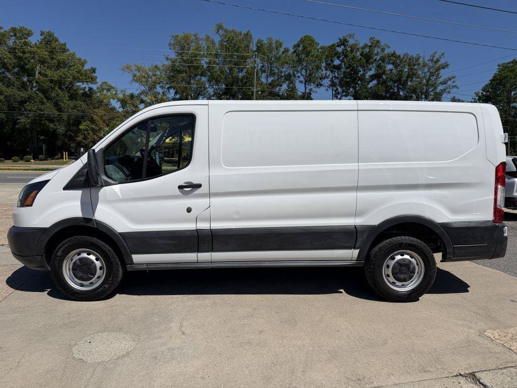 Used 2019 Ford Transit 250 130 Low Roof RWD image 11