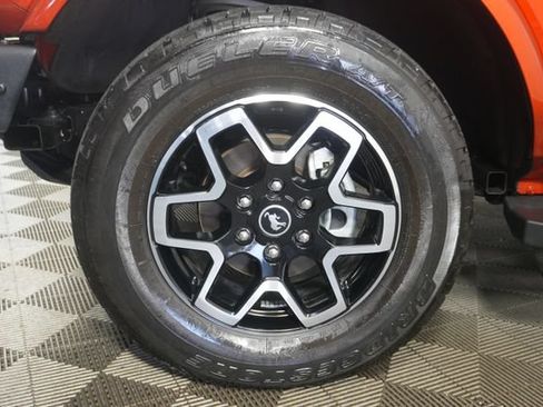 Certified 2024 Ford Bronco Outer Banks AWD/4WD image 9