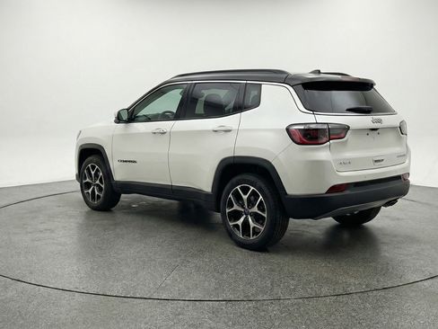 Used 2025 Jeep Compass Limited AWD/4WD image 6
