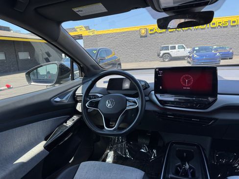 Used 2023 Volkswagen ID.4 2WD image 19