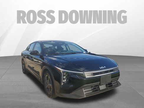 Used 2025 Kia K4 LXS image 3