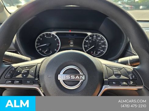 Used 2024 Nissan Sentra SV FWD image 26