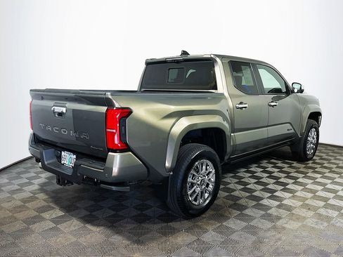 Certified 2025 Toyota Tacoma Limited AWD/4WD image 8