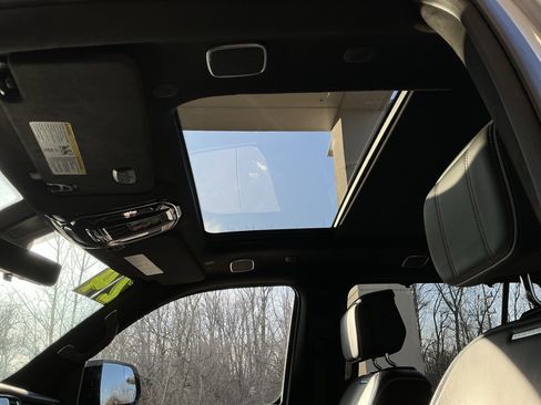 Used 2024 Jeep Grand Wagoneer L Series II w/ Quick Order Packagew 28T image 17