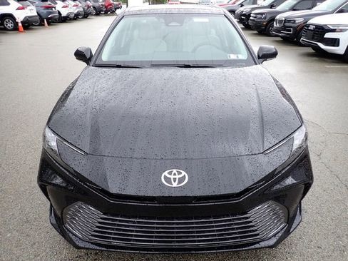 New 2026 Toyota Camry XLE FWD image 9