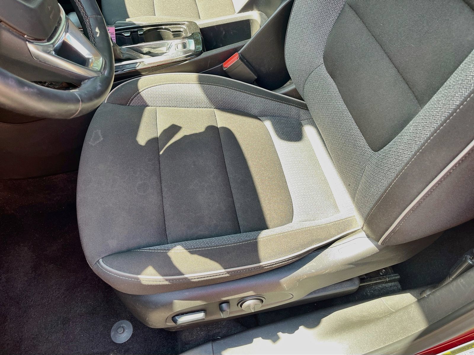 Used 2024 Chevrolet TrailBlazer LT w/ Convenience Package FWD image 19
