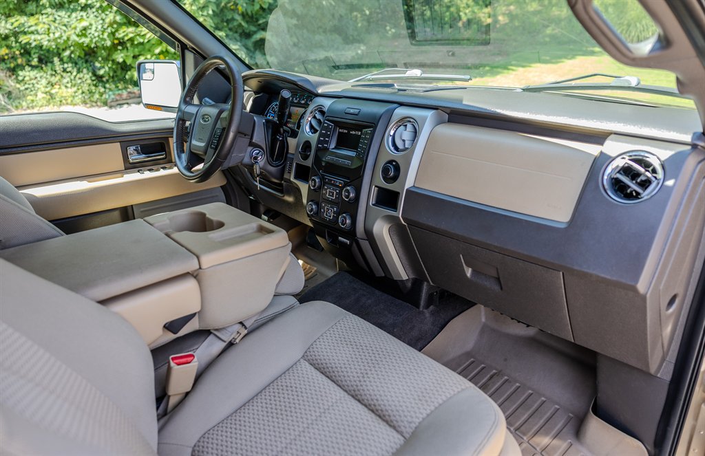 Used 2013 Ford F150 XLT w/ XLT Chrome Pkg RWD image 30