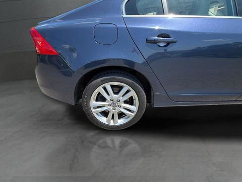 Used 2011 Volvo S60 T6 AWD/4WD image 35