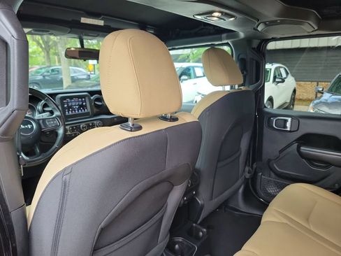 Used 2020 Jeep Wrangler Unlimited Sport AWD/4WD image 13