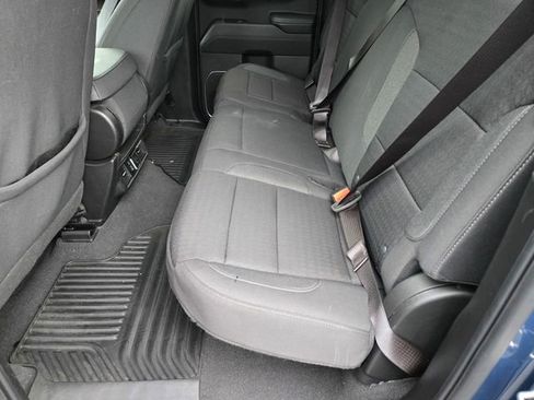 Used 2024 Chevrolet Silverado 1500 LT image 11