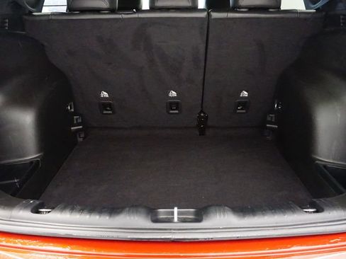 Certified 2024 Jeep Compass Latitude image 19