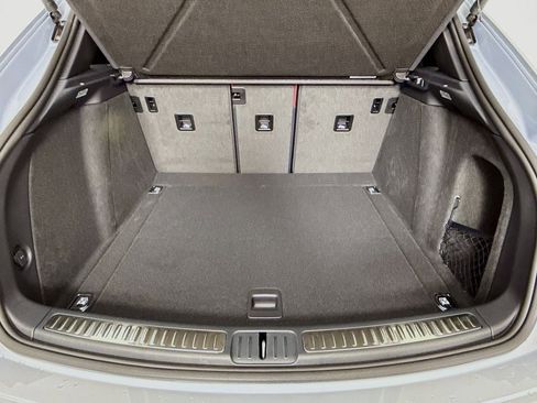 New 2026 Porsche Macan image 29