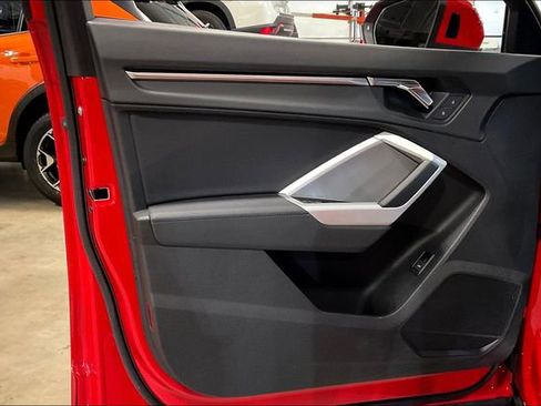 Certified 2023 Audi Q3 2.0T Premium image 23