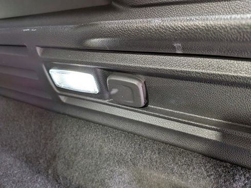 Certified 2022 Cadillac XT4 Premium Luxury w/ Enhanced Visibility Package image 15