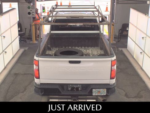 Used 2021 Chevrolet Silverado 2500 W/T w/ WT Convenience Package AWD/4WD image 9