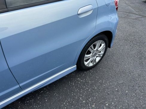 Used 2010 Honda Fit Sport image 7