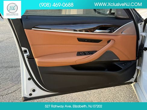 Used 2018 BMW 540i xDrive w/ Premium Package AWD/4WD image 7