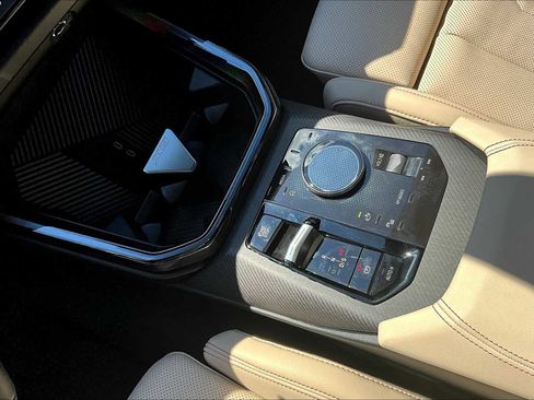 Used 2026 BMW X3 xDrive30 w/ Premium Package image 8