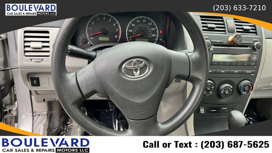 Used 2013 Toyota Corolla L FWD image 22
