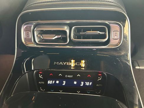 Used 2021 Mercedes-Benz Maybach S 580 4MATIC image 32