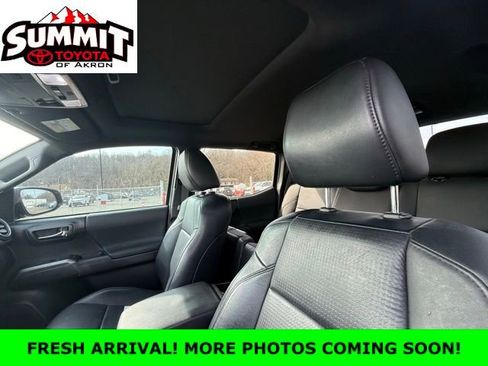 Certified 2022 Toyota Tacoma TRD Sport w/ TRD Premium Sport Package image 5
