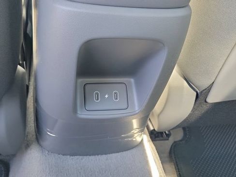 New 2026 Hyundai Elantra Hybrid FWD image 22