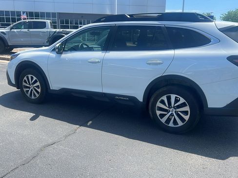 Used 2021 Subaru Outback Premium w/ Popular Package #1 AWD/4WD image 11