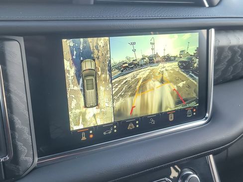 Used 2024 GMC Yukon XL Denali w/ Denali Reserve Package image 16