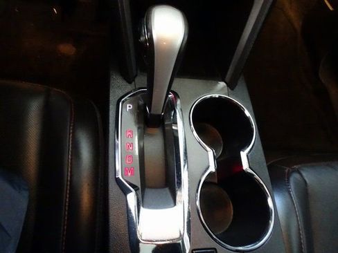 Used 2014 GMC Terrain SLT image 9