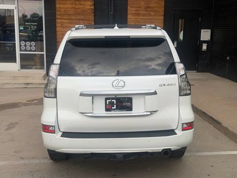 Used 2015 Lexus GX 460 w/ Premium Package AWD/4WD image 13
