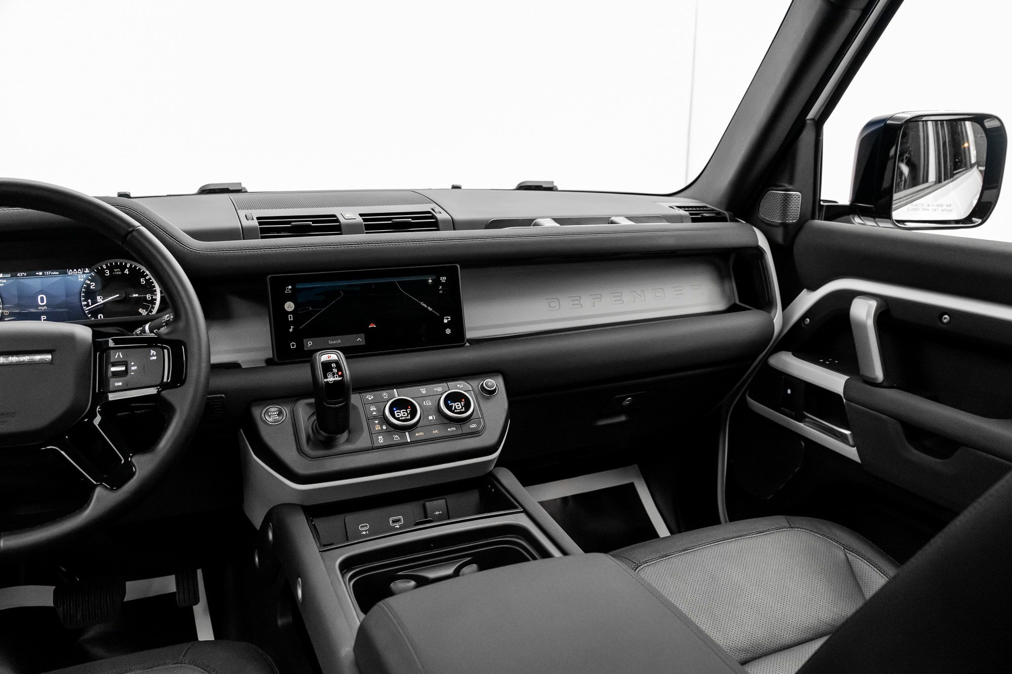Used 2023 Land Rover Defender 110 X-Dynamic SE AWD/4WD image 36