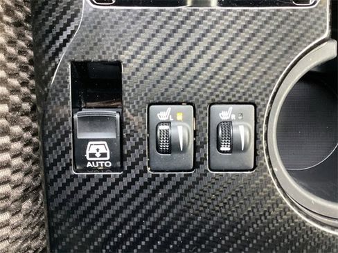 Used 2019 Toyota 4Runner TRD Off-Road Premium image 25