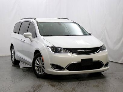Used 2017 Chrysler Pacifica Touring-L