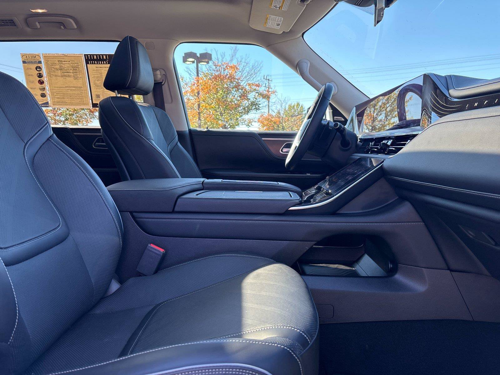 Used 2025 INFINITI QX80 Luxe AWD/4WD image 41