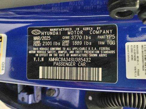 Used 2025 Hyundai Venue SEL image 33