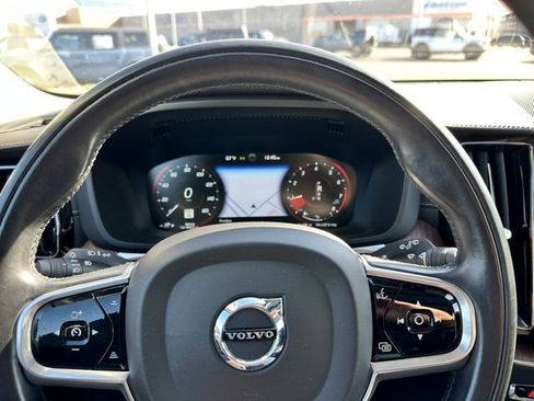 Used 2019 Volvo XC60 T5 Inscription w/ Protection Package Premier image 22