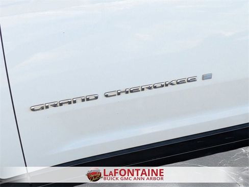 Used 2021 Jeep Grand Cherokee L Limited image 10