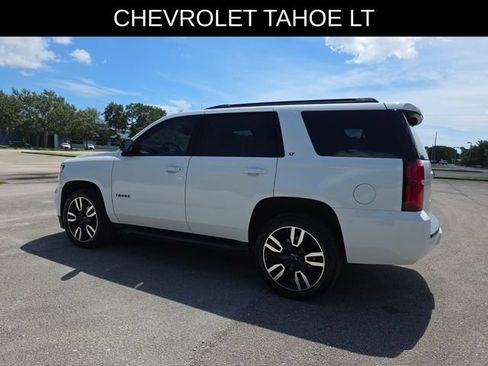 Used 2018 Chevrolet Tahoe LT w/ Luxury Package RWD image 5