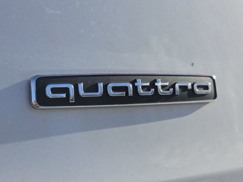 Used 2019 Audi Q3 2.0T Premium Plus w/ Premium Plus Package image 18