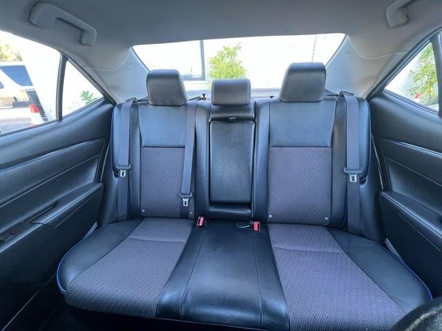Used 2017 Toyota Corolla SE w/ Carpet Mat Package (TMS) FWD image 18