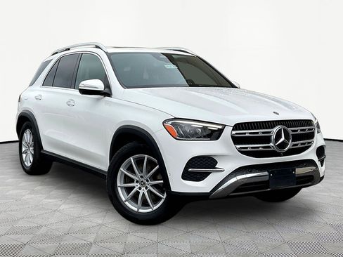 Used 2024 Mercedes-Benz GLE 350 4MATIC image 3