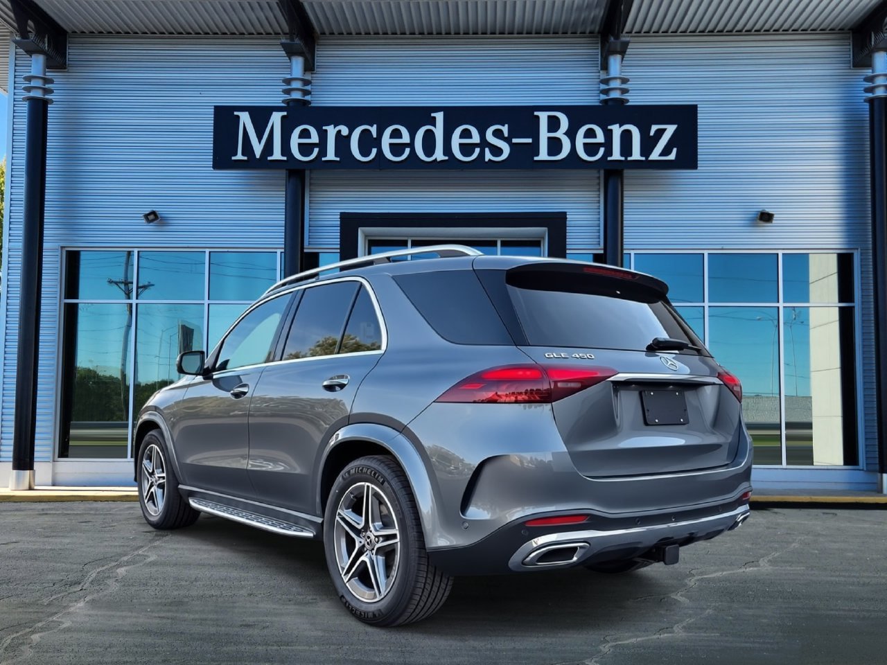 New 2026 Mercedes-Benz GLE 450 4MATIC image 4