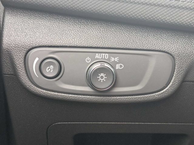 Used 2025 Chevrolet TrailBlazer LT FWD image 20