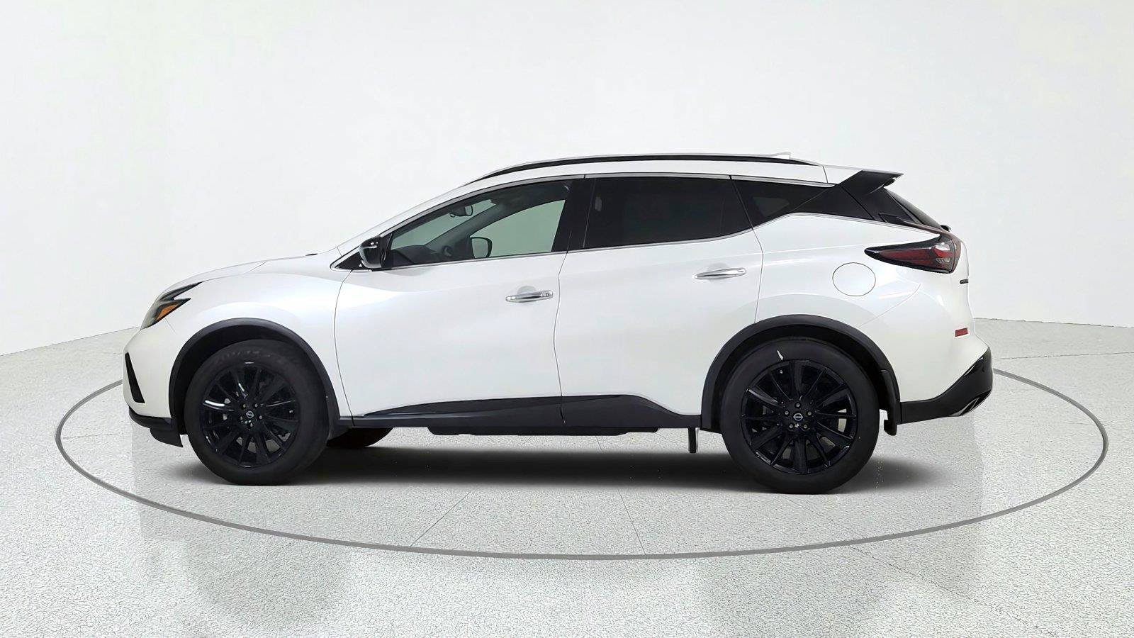Certified 2024 Nissan Murano SV w/ SV Midnight Edition Package AWD/4WD image 4