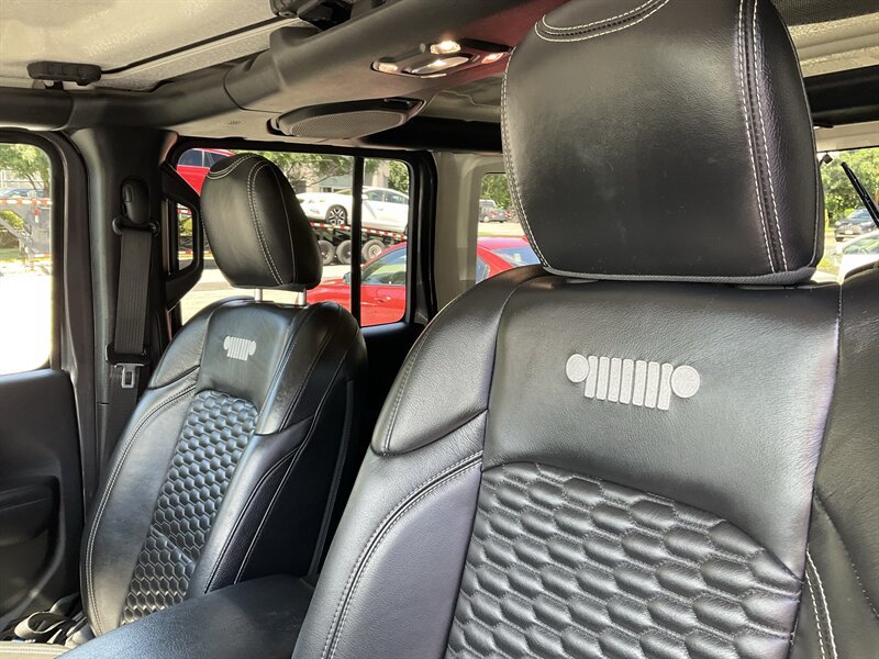 Used 2020 Jeep Wrangler Unlimited Sport S AWD/4WD image 28