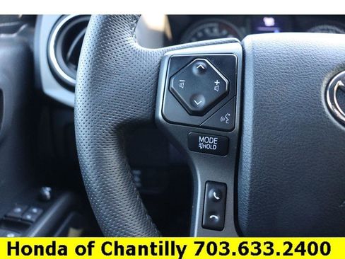 Used 2023 Toyota Tacoma TRD Off-Road image 12