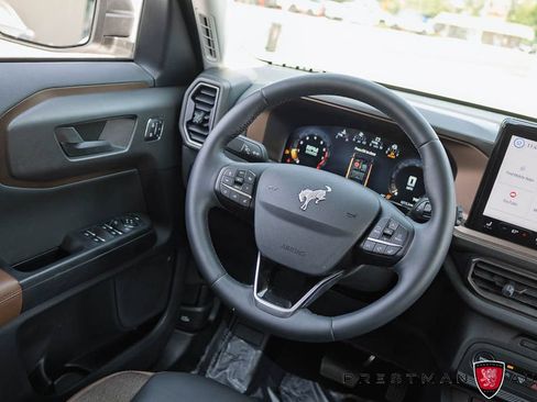 Used 2025 Ford Bronco Sport Outer Banks AWD/4WD image 39