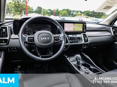 Used 2023 Kia Sorento S w/ Panoramic Sunroof Package AWD/4WD image 26